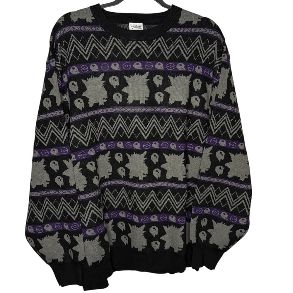 GU x Pokemon Sweater